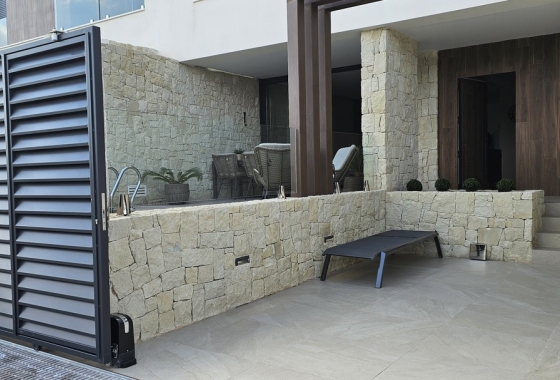 Resale - Villa - Dolores - Sector 4