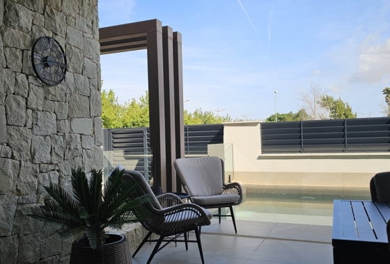 Resale - Villa - Dolores - Sector 4