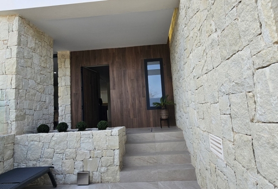 Resale - Villa - Dolores - Sector 4