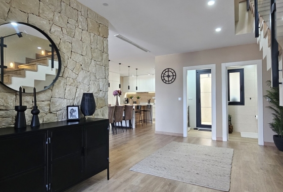 Resale - Villa - Dolores - Sector 4