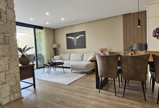 Resale - Villa - Dolores - Sector 4