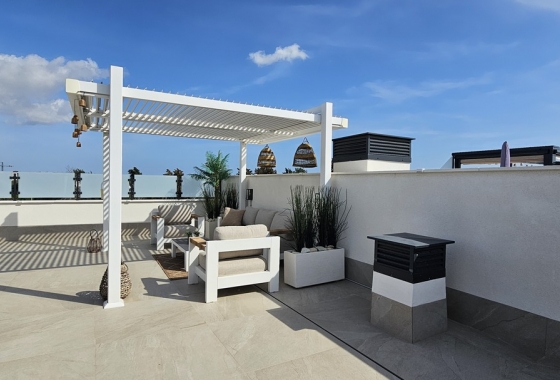 Resale - Villa - Dolores - Sector 4