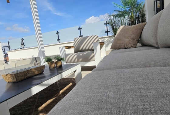 Resale - Villa - Dolores - Sector 4