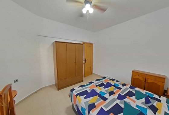Resale - Villa - Torrevieja - San Luis