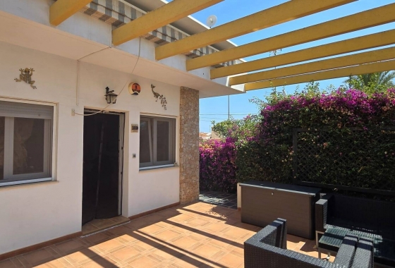 Resale - Townhouse - Pilar de la Horadada - Mil Palmeras