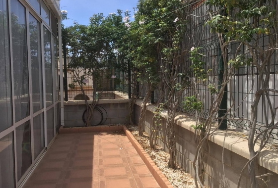 Resale - Townhouse - Pilar de la Horadada - Mil Palmeras