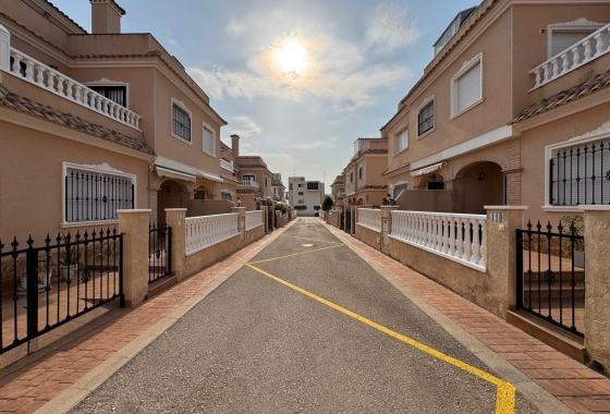 Resale - Townhouse - Orihuela Costa - Los Dolses