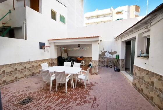 Resale - Villa - Guardamar del Segura - Guardamar town centre