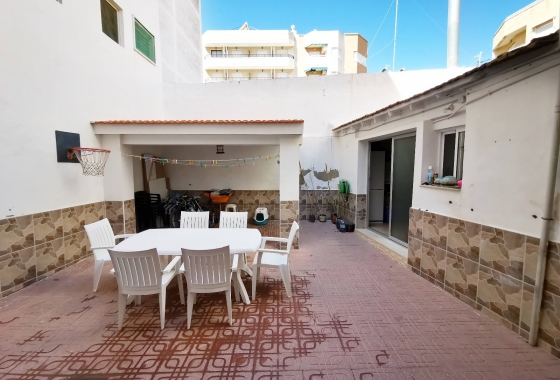 Resale - Villa - Guardamar del Segura - Guardamar town centre