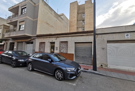 Resale - Chalet - Guardamar del Segura - Guardamar Center