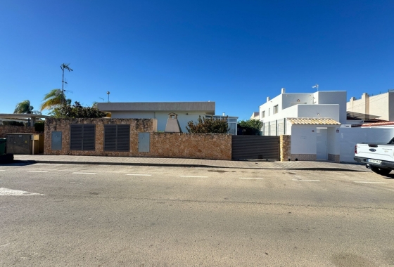 Resale - Townhouse - Pilar de la Horadada - Costa Blanca