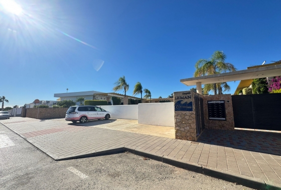 Resale - Townhouse - Pilar de la Horadada - Costa Blanca