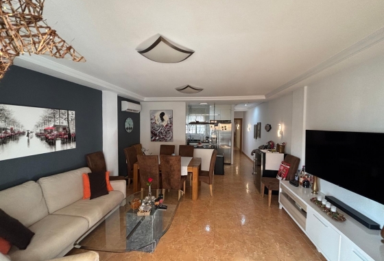 Resale - Apartment / flat - Torrevieja