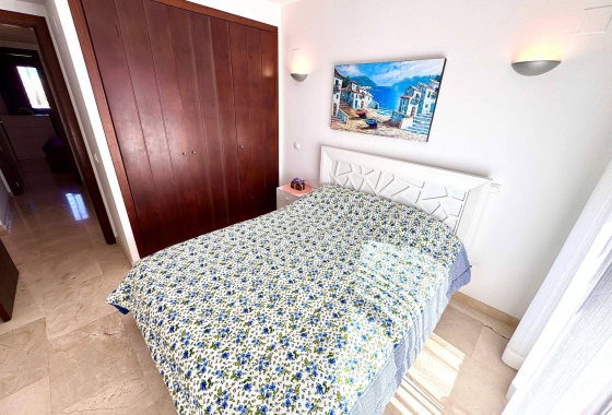 Resale - Apartment / flat - Torrevieja - Punta Prima