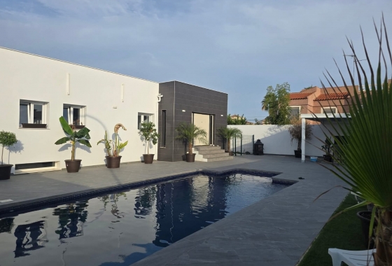 Reventa - Villa - Ciudad Quesada - Costa Blanca