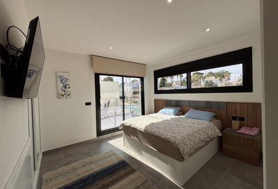 Reventa - Villa - Orihuela Costa - Costa Blanca