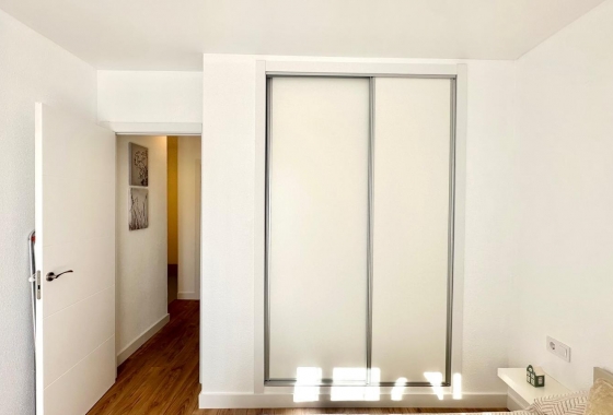 Reventa - Adosado - Torrevieja - Estacion De Autobuses