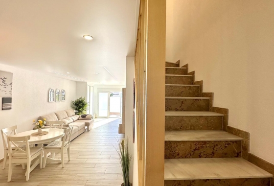 Reventa - Adosado - Torrevieja - Estacion De Autobuses