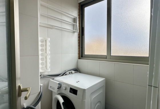 Reventa - Apartamento / piso - San Miguel de Salinas - Inland