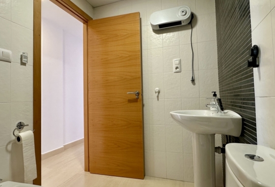 Reventa - Apartamento / piso - San Miguel de Salinas - Inland