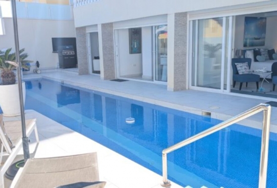 Revente - Villa - Orihuela Costa - Costa Blanca