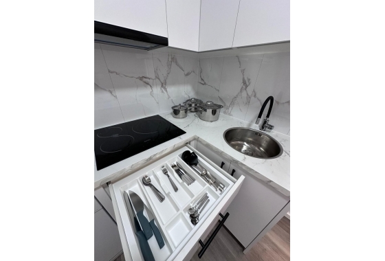 Reventa - Apartamento / piso - Torrevieja - Centro - Muelle Pesquero