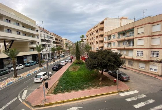 Reventa - Apartamento / piso - Torrevieja - Costa Blanca