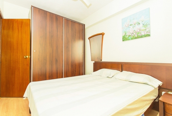 Reventa - Apartamento / piso - Torrevieja - Centro-Muelle Pesquero