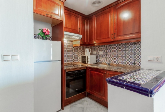 Resale - Apartment / flat - Torrevieja - Playa de los Locos