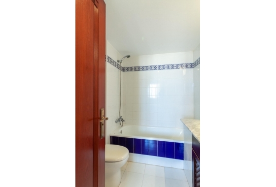 Resale - Apartment / flat - Torrevieja - Playa de los Locos