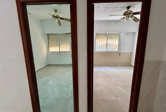 Revente - Appartement - Torrevieja - PLAYA LOS LOCOS