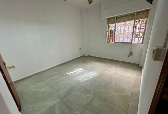 Revente - Appartement - Torrevieja - PLAYA LOS LOCOS