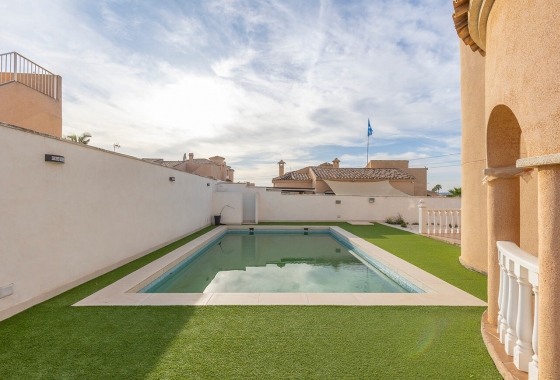 Resale - Villa - Ciudad Quesada