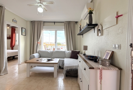 Resale - Apartment / flat - Orihuela - Inland