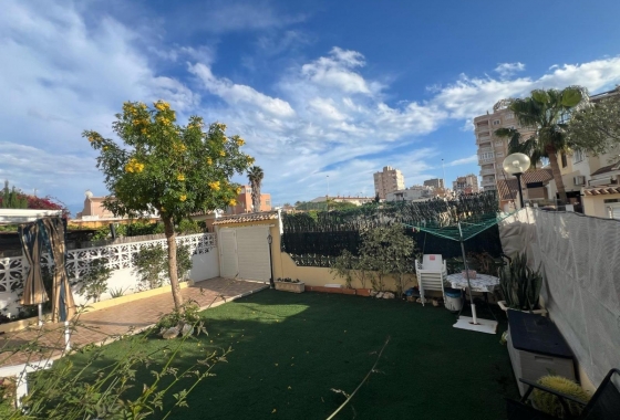 Resale - Townhouse - Torrevieja - Calas Blanca