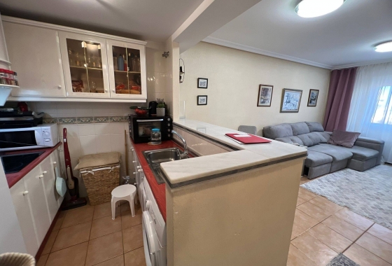 Wiederverkauf - Wohnung - Torrevieja - aguas nuevas