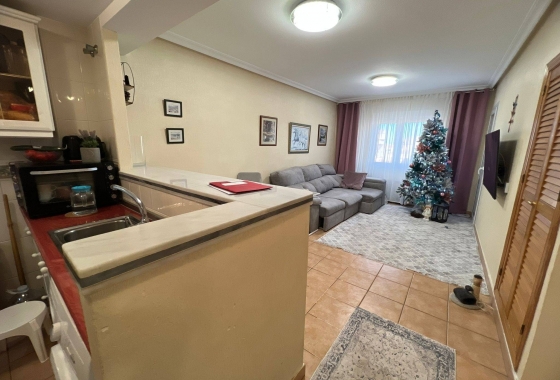 Wiederverkauf - Wohnung - Torrevieja - aguas nuevas