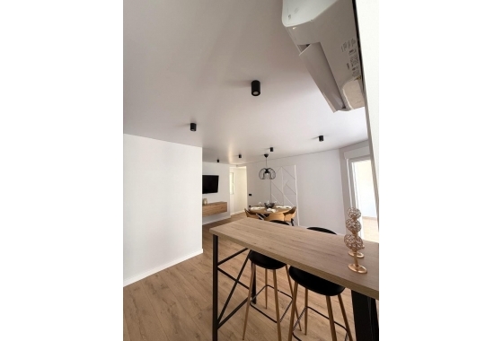 Перепродажа - Квартира - Torrevieja - Paseo Maritimo