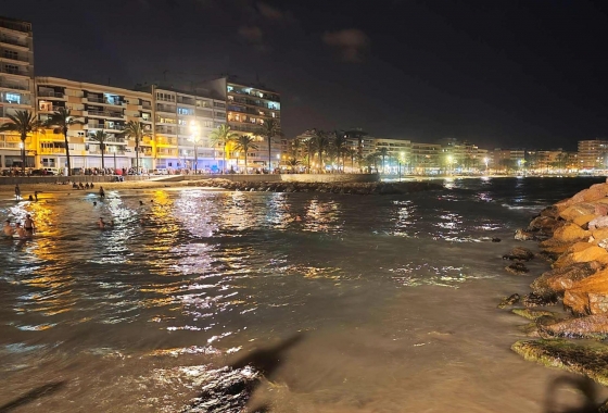 Перепродажа - Квартира - Torrevieja - Paseo Maritimo