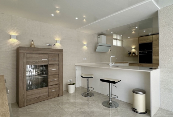 Resale - Villa - Orihuela Costa - Costa Blanca