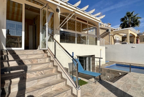 Resale - Villa - Orihuela Costa - Costa Blanca
