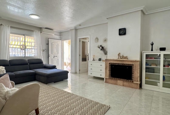 Resale - Villa - Orihuela Costa - Costa Blanca