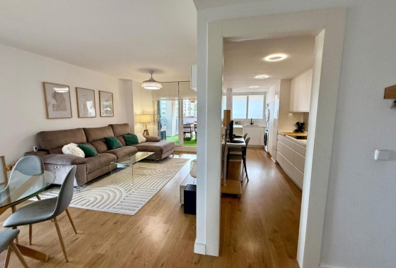 Resale - Apartment / flat - Villajoyosa - Costa Blanca