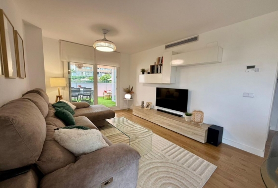 Resale - Apartment / flat - Villajoyosa - Costa Blanca