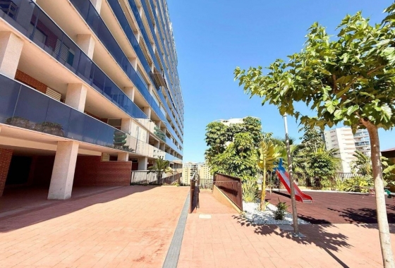 Resale - Apartment / flat - Villajoyosa - Costa Blanca