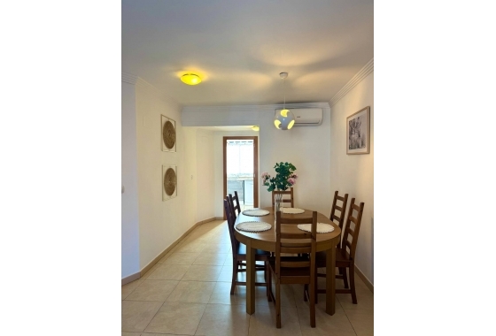 Resale - Apartment / flat - Villajoyosa - Costa Blanca