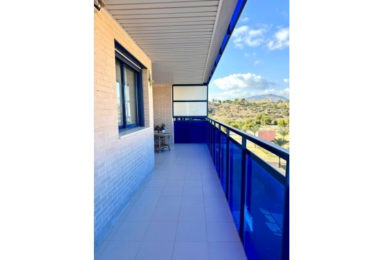 Resale - Apartment / flat - Villajoyosa - Costa Blanca