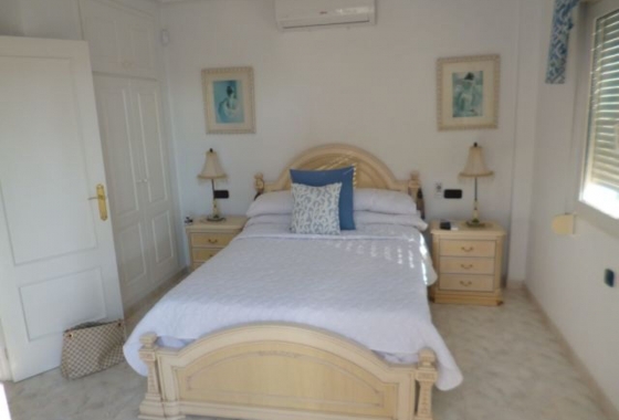Resale - Villa - Orihuela Costa - Costa Blanca