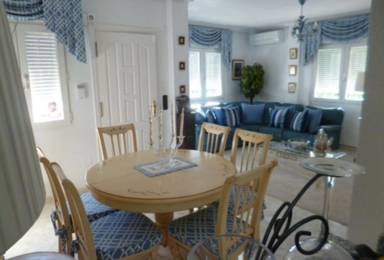 Resale - Villa - Orihuela Costa - Costa Blanca