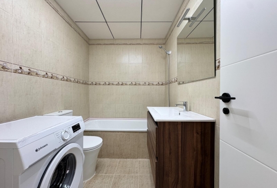 Resale - Apartment / flat - Torrevieja